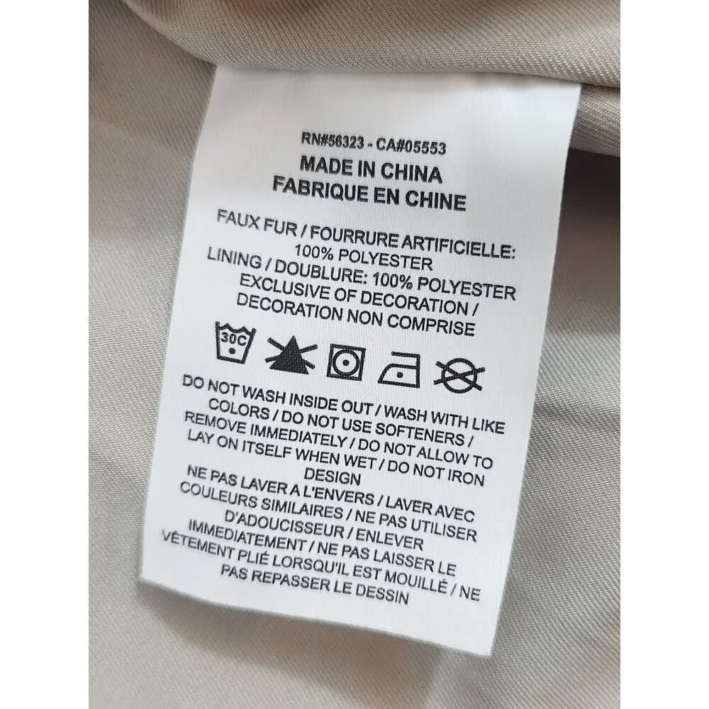 Nike white cream Sherpa fleece jacket sz Med. lined‎ cropped big swoosh